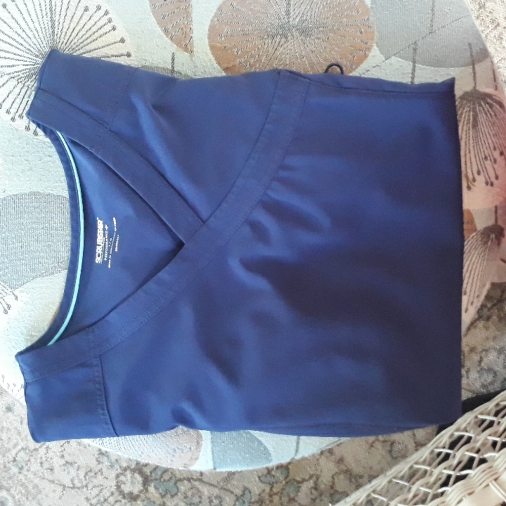 Scrubstar scrub set.